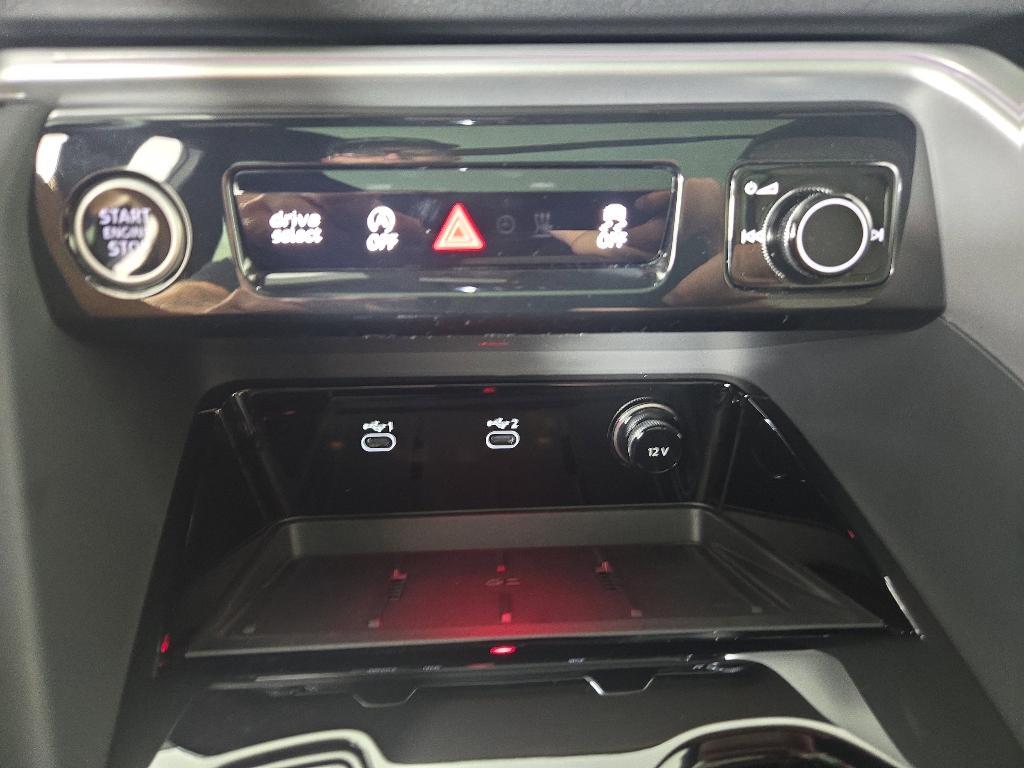 new 2025 Audi Q5 car, priced at $61,300