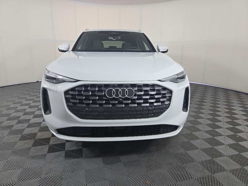 new 2025 Audi Q5 car, priced at $61,300