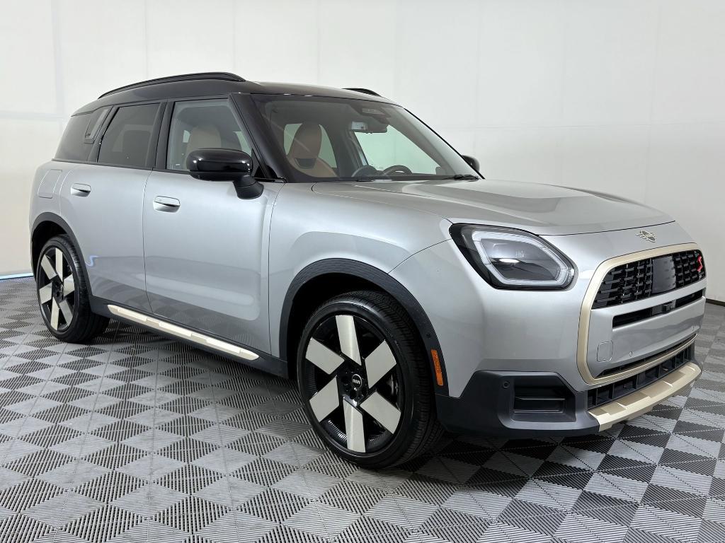 used 2025 MINI Countryman car, priced at $35,999