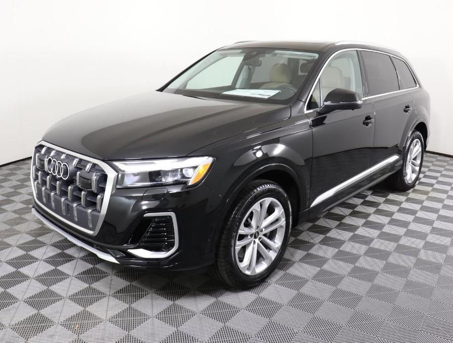 new 2025 Audi Q7 car, priced at $71,112