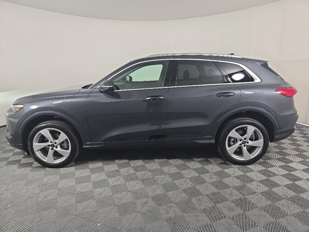 new 2025 Audi Q5 car, priced at $60,071