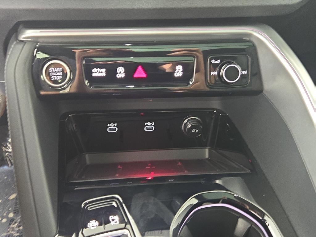 new 2025 Audi Q5 car, priced at $60,071