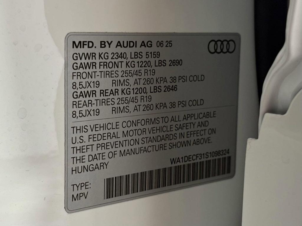 new 2025 Audi Q3 car, priced at $44,151