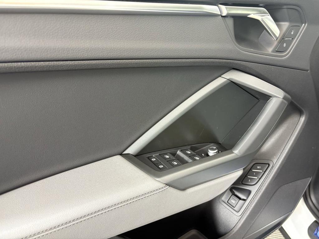 new 2025 Audi Q3 car, priced at $44,151