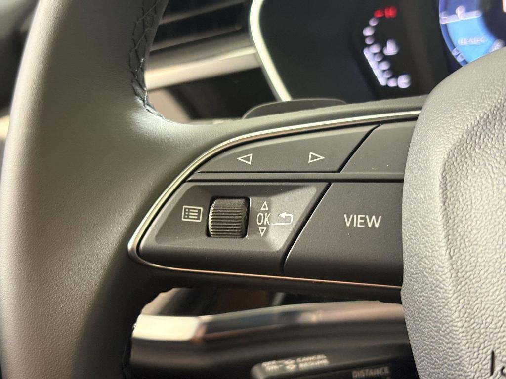 new 2025 Audi Q3 car, priced at $44,151