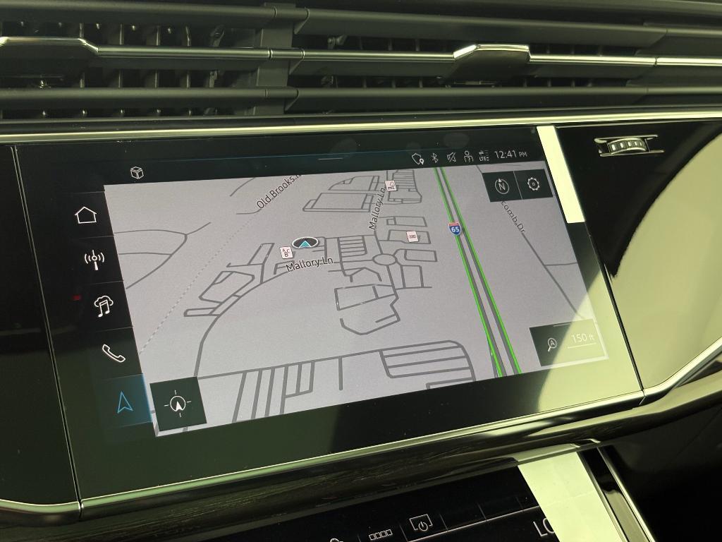new 2025 Audi Q7 car, priced at $70,071