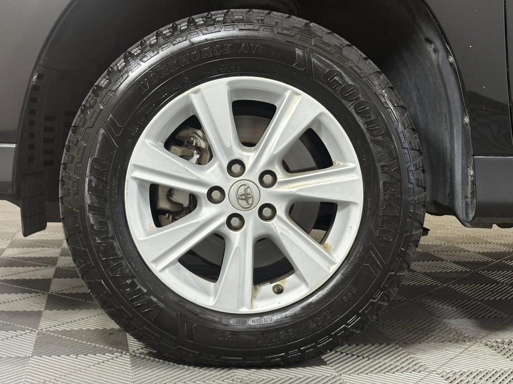 used 2013 Toyota Highlander car, priced at $12,999
