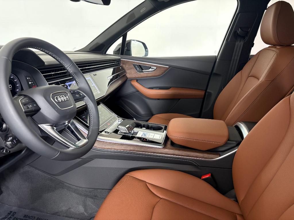 new 2026 Audi Q7 car, priced at $76,190