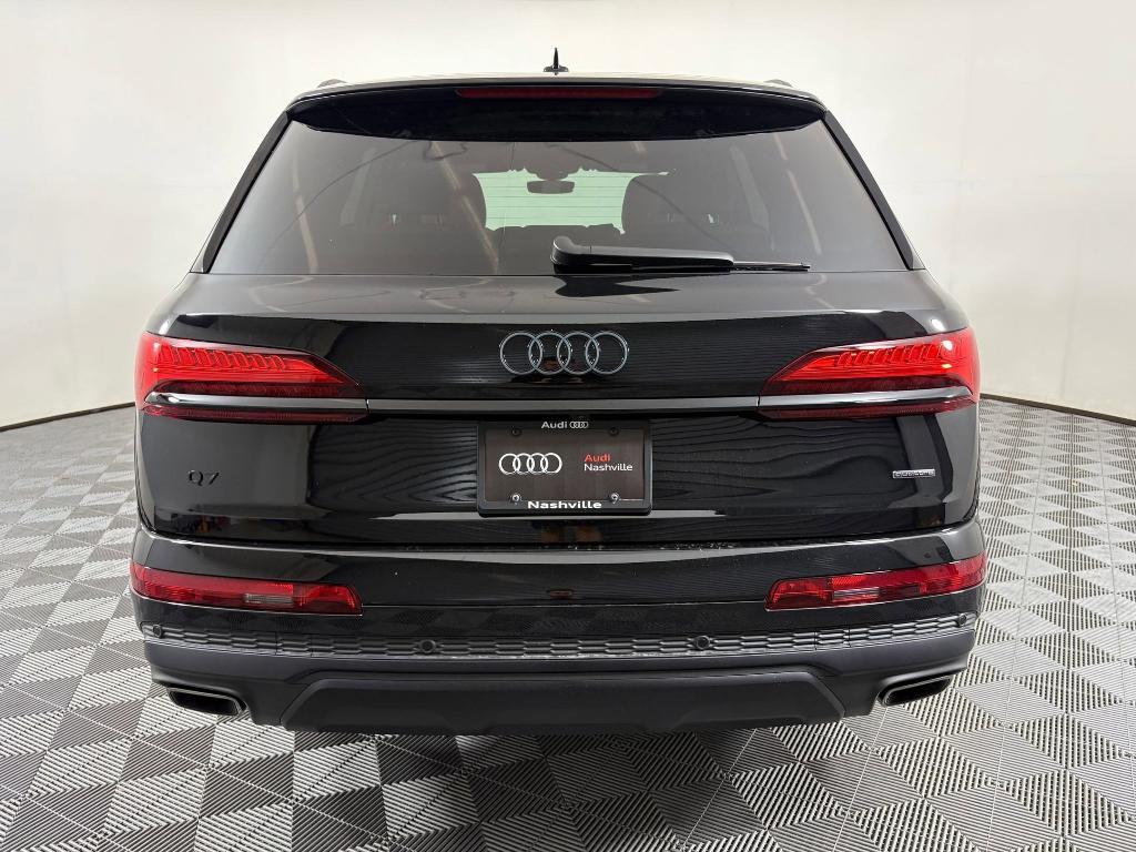 new 2026 Audi Q7 car, priced at $76,190