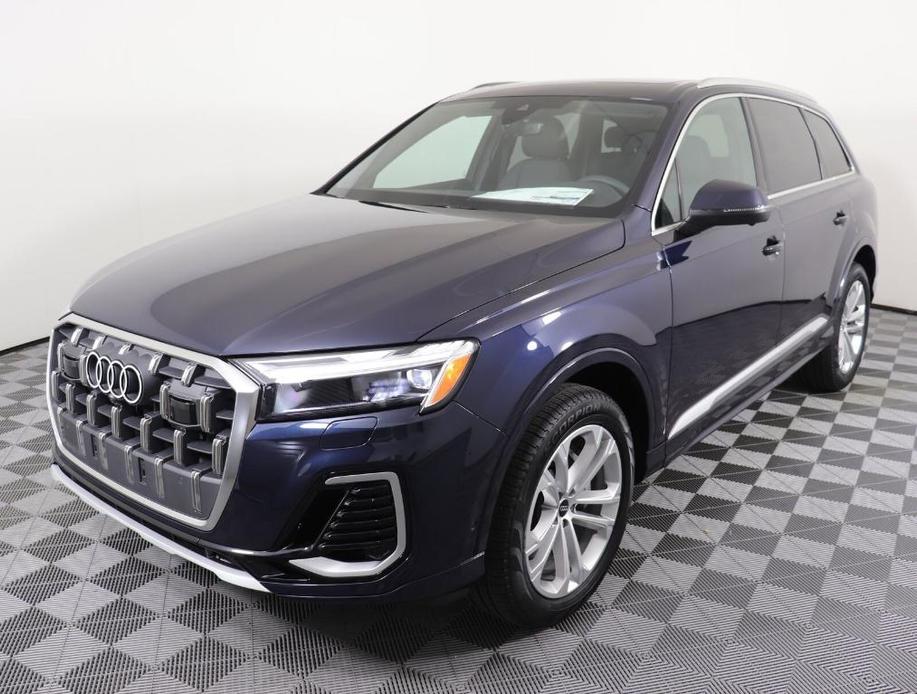 new 2025 Audi Q7 car, priced at $68,382