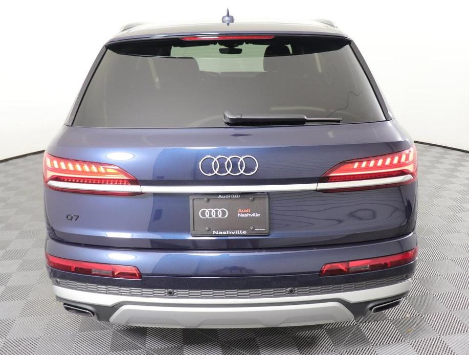 new 2025 Audi Q7 car, priced at $68,381