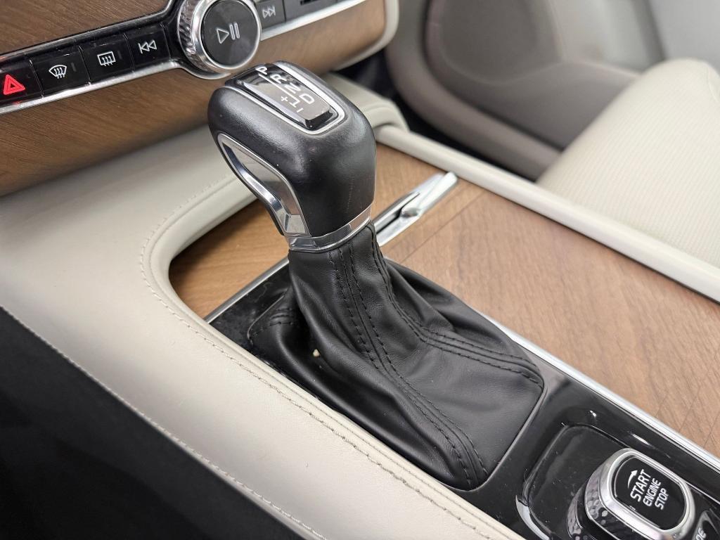 used 2019 Volvo XC90 car, priced at $25,399