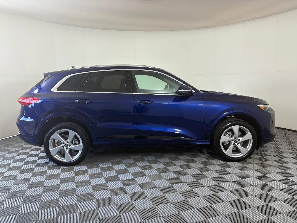 new 2025 Audi Q5 car, priced at $58,841
