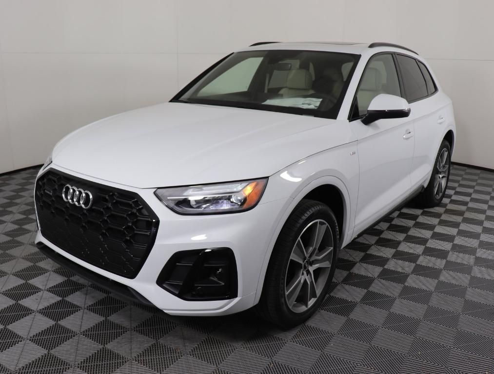 new 2025 Audi Q5 car, priced at $51,501