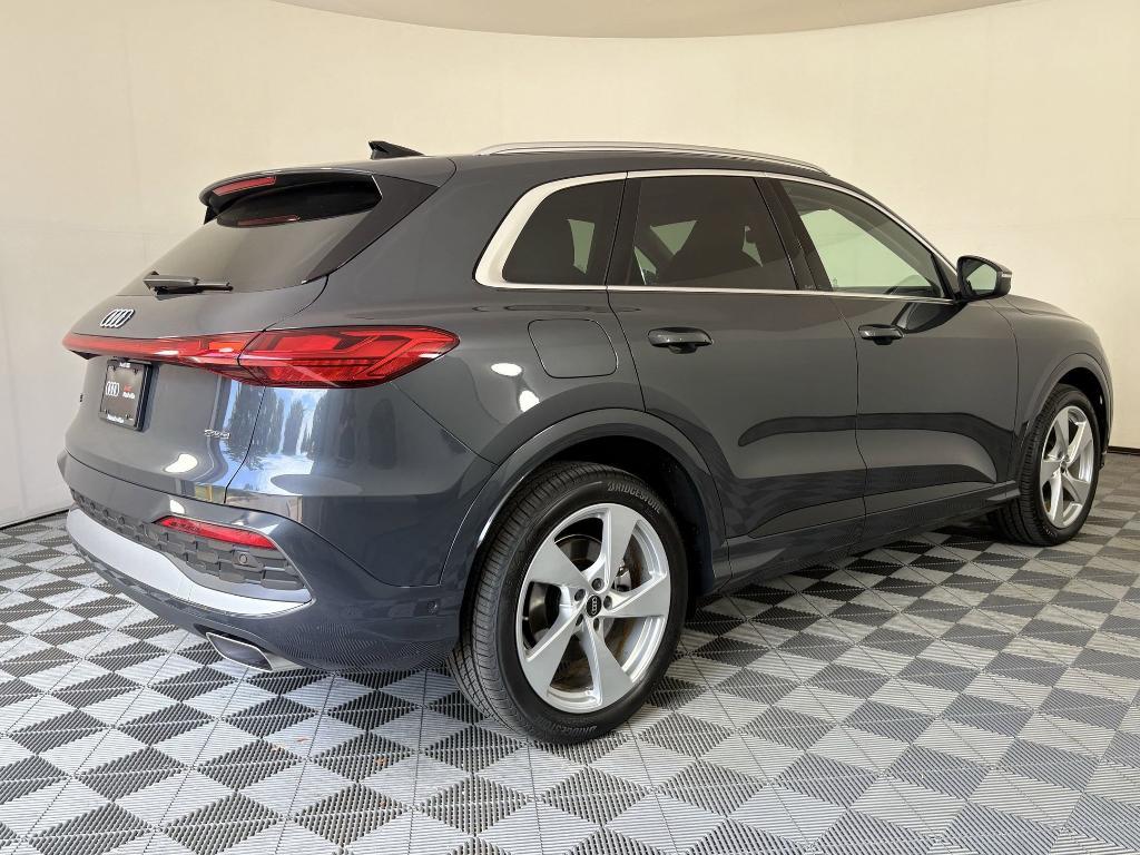 new 2025 Audi Q5 car, priced at $60,391