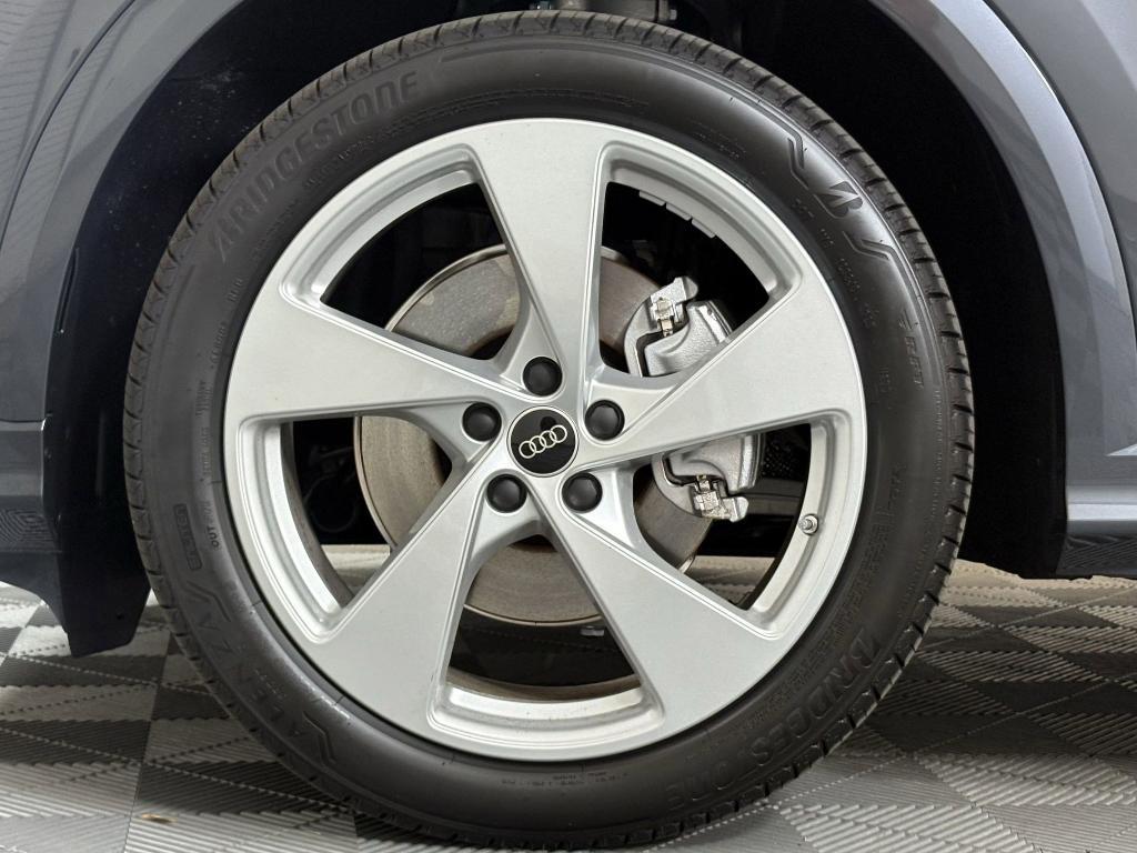 new 2025 Audi Q5 car, priced at $60,391