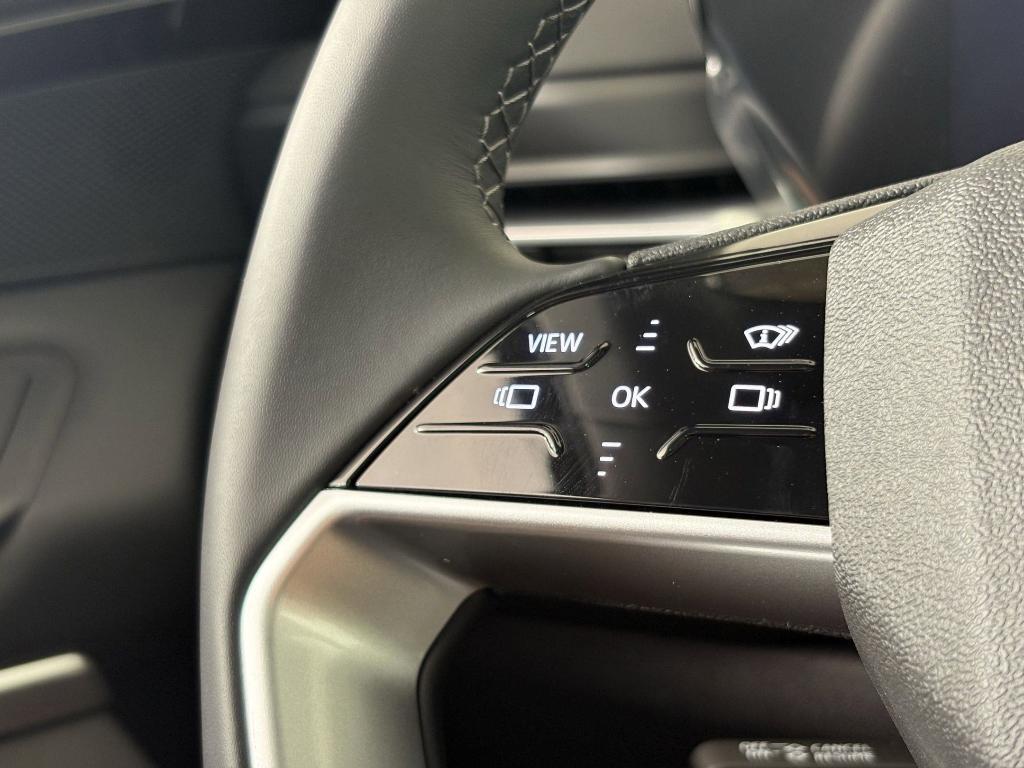 new 2025 Audi Q5 car, priced at $60,392