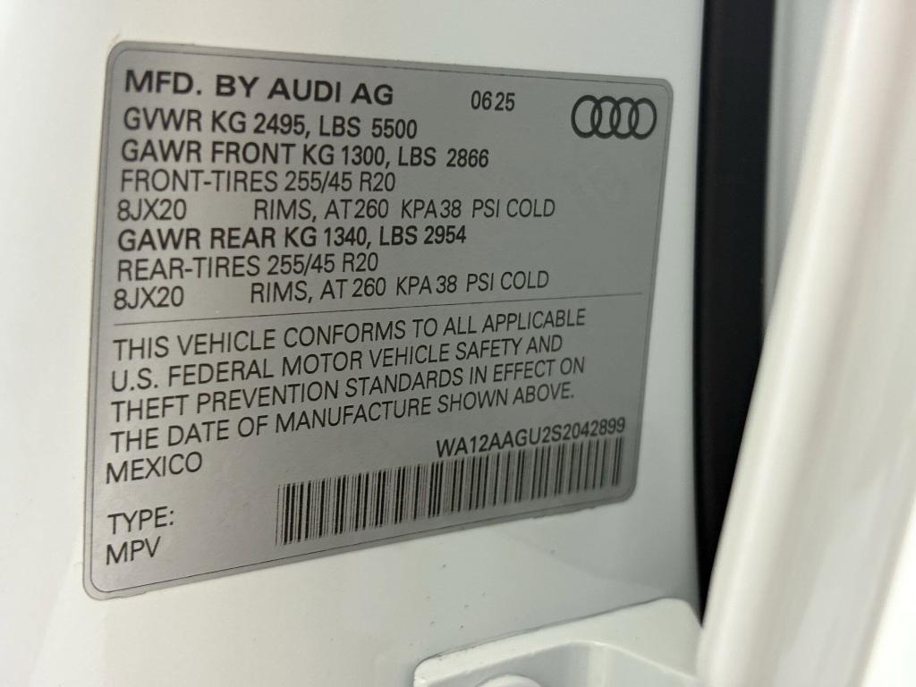 new 2025 Audi Q5 car, priced at $59,471