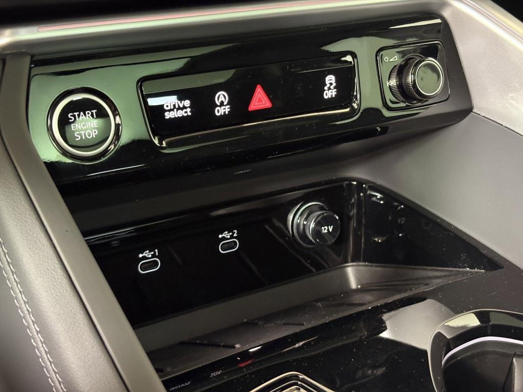 new 2025 Audi Q5 car, priced at $59,471