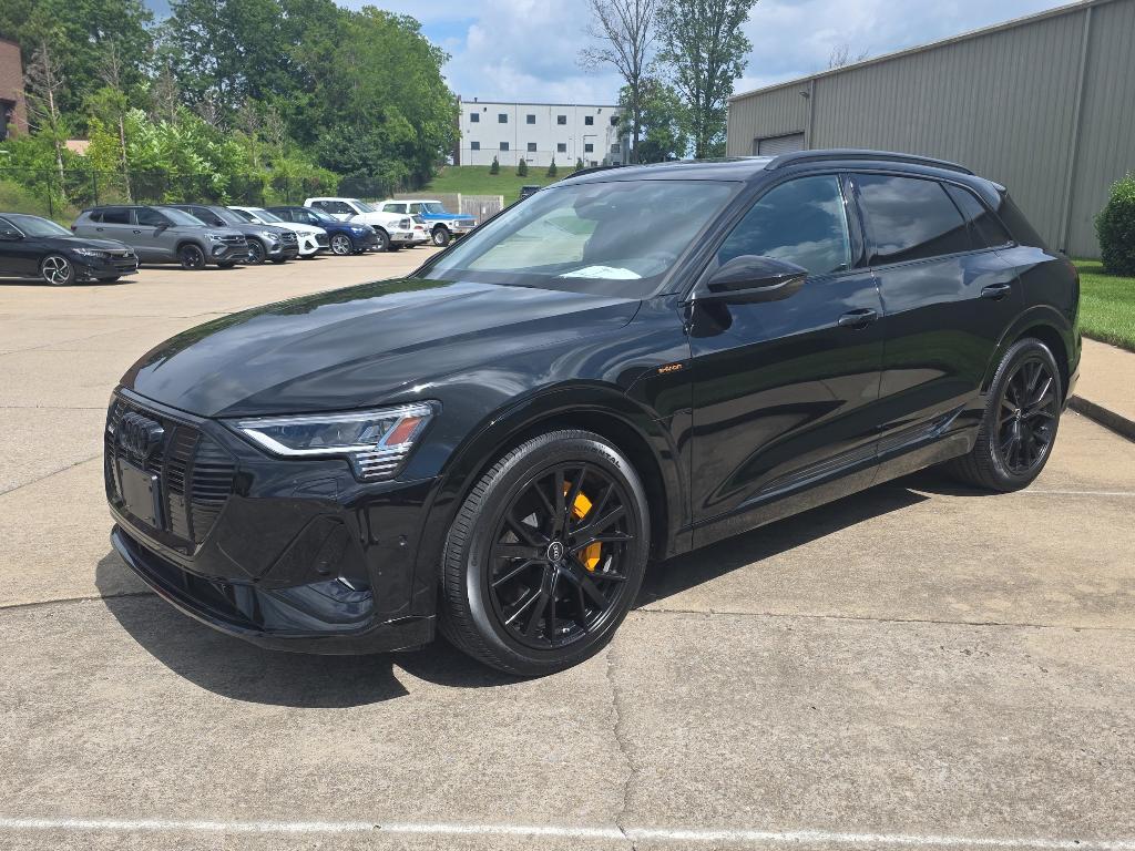 used 2022 Audi e-tron car, priced at $39,999