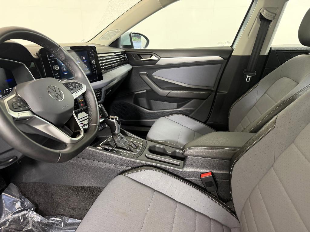 used 2025 Volkswagen Jetta car, priced at $21,999
