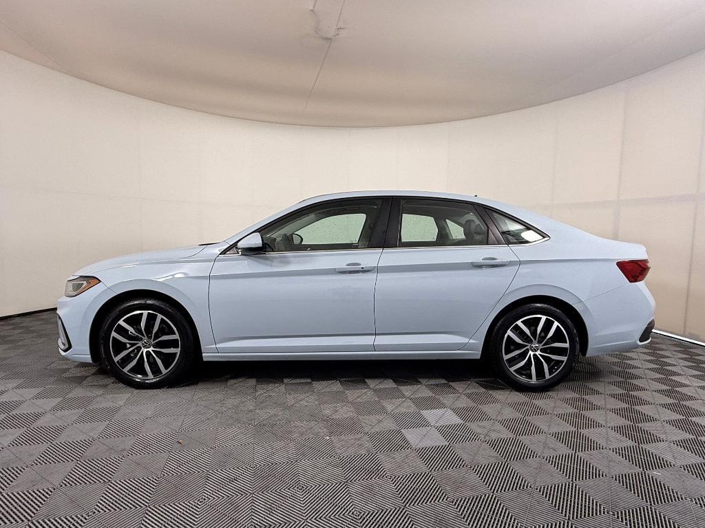 used 2025 Volkswagen Jetta car, priced at $21,999