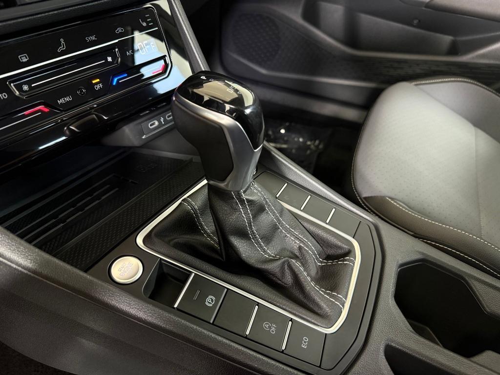 used 2025 Volkswagen Jetta car, priced at $21,999