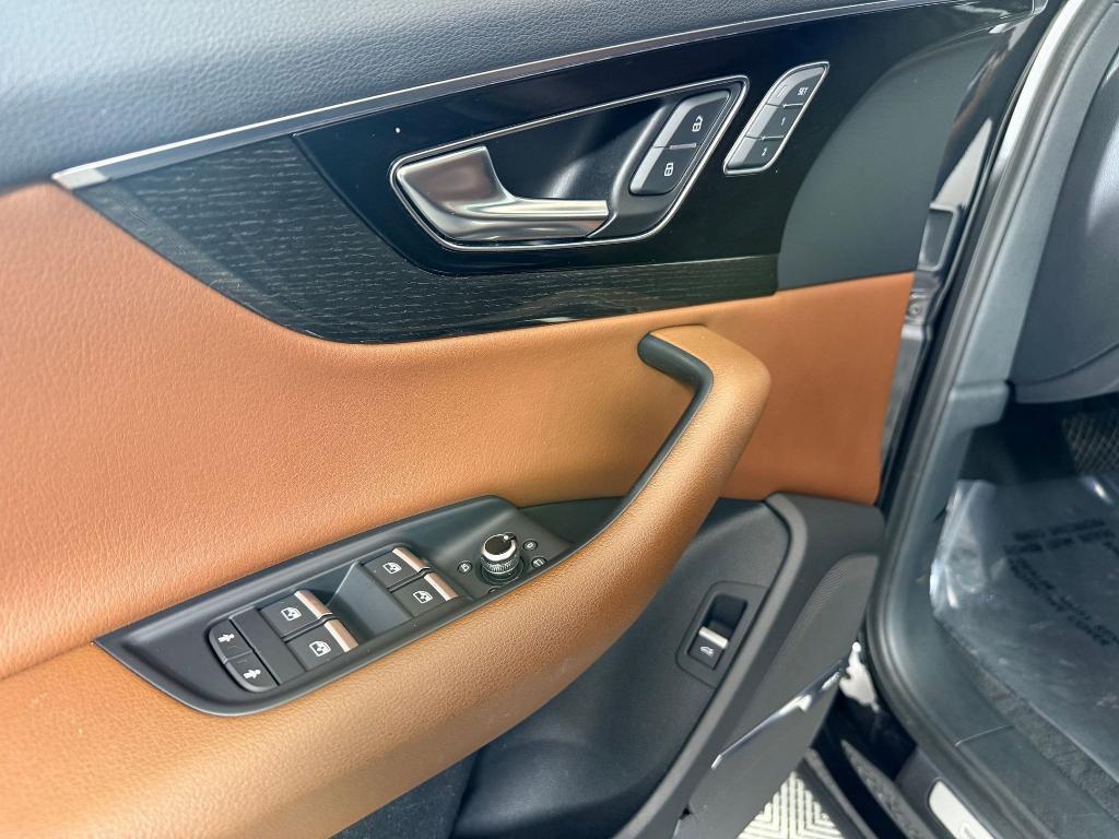 used 2018 Audi Q7 car, priced at $15,997