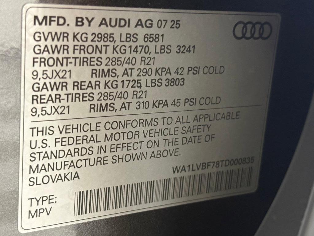 new 2026 Audi Q7 car, priced at $78,295
