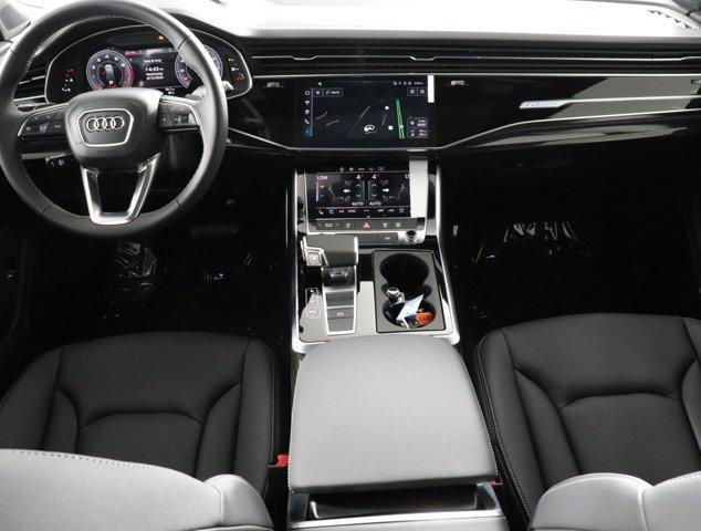 new 2025 Audi Q7 car, priced at $76,540