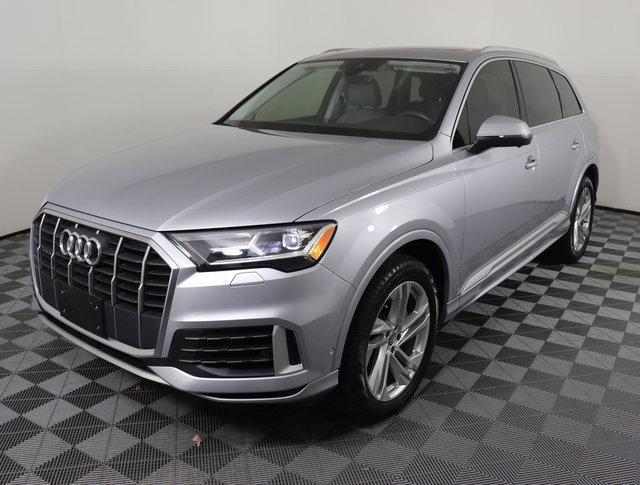 used 2020 Audi Q7 car, priced at $31,999