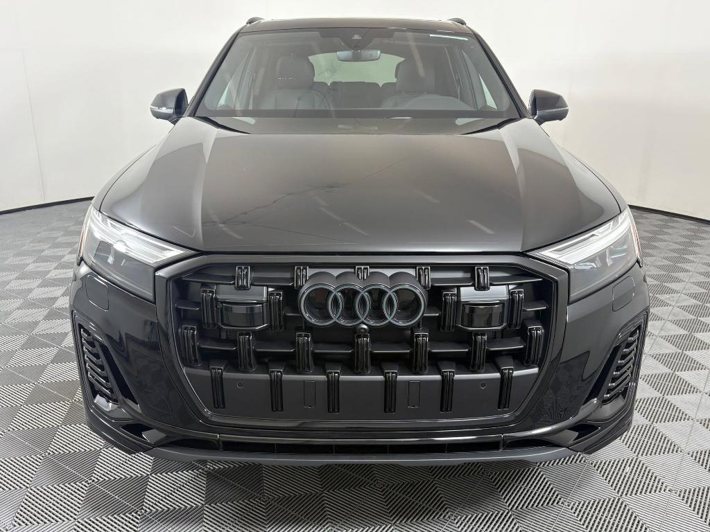new 2026 Audi Q7 car, priced at $78,295