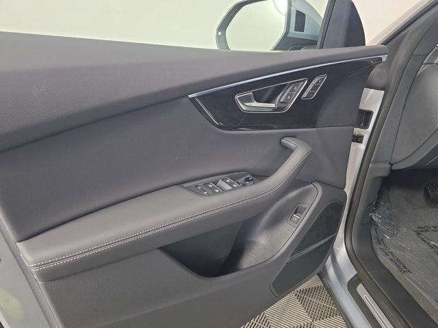 new 2025 Audi Q8 car, priced at $82,521
