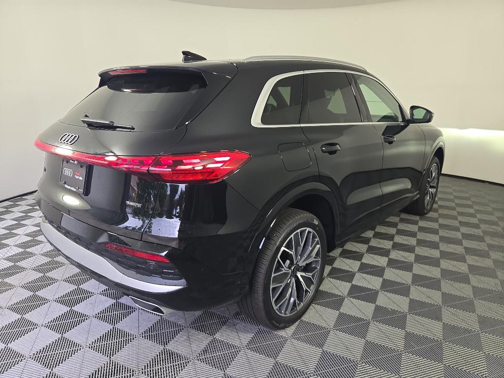 new 2025 Audi Q5 car, priced at $59,751
