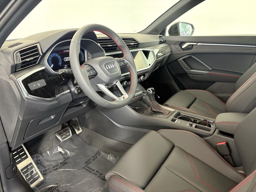 new 2025 Audi Q3 car, priced at $44,762