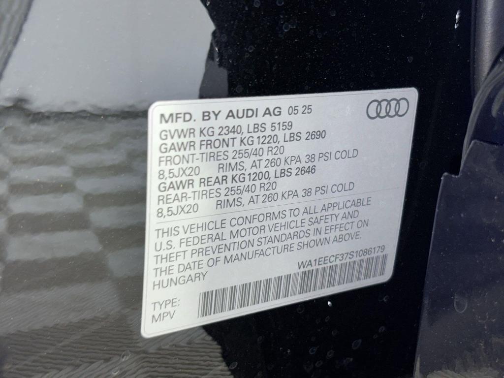 new 2025 Audi Q3 car, priced at $44,762