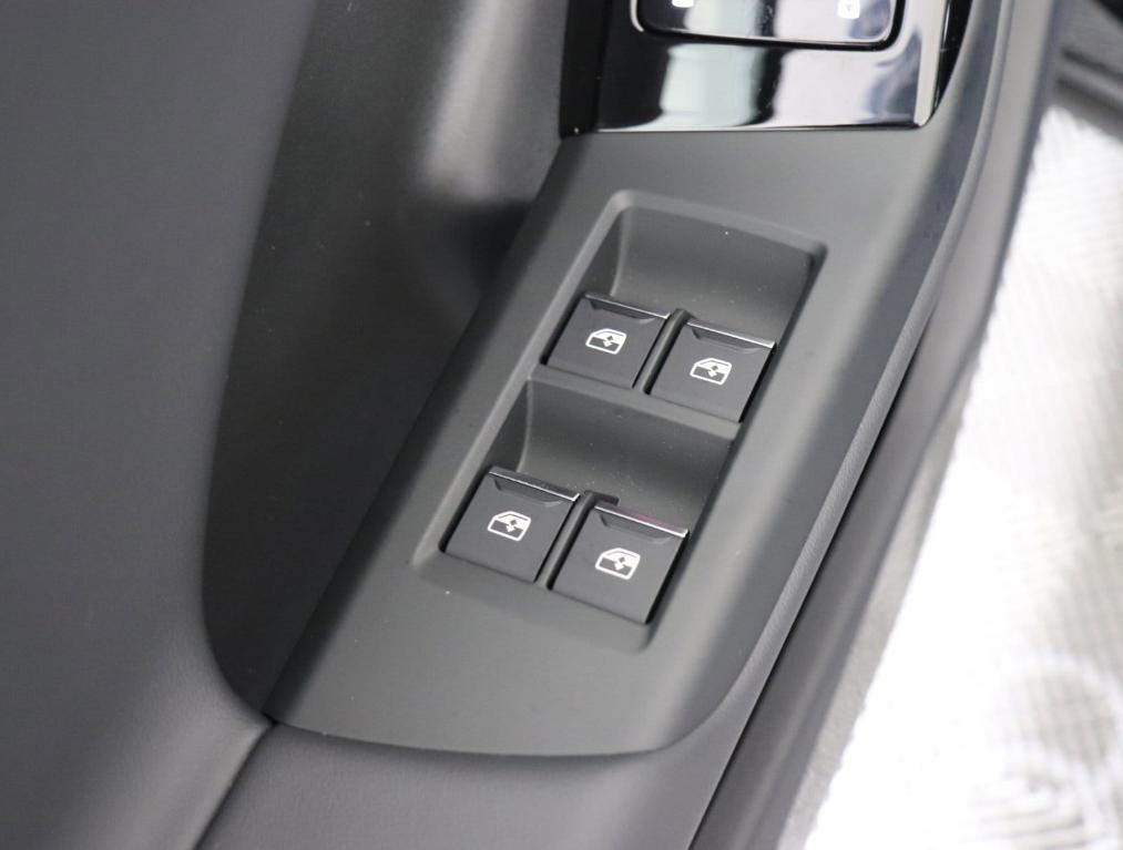 new 2025 Audi Q6 e-tron car, priced at $71,621