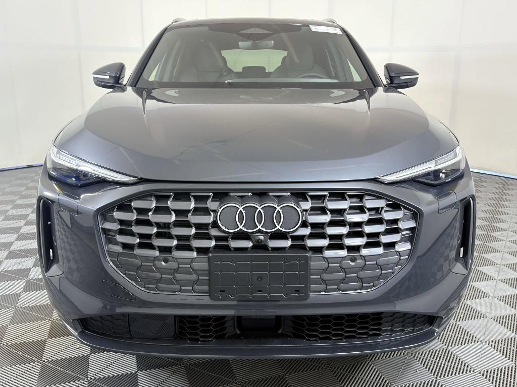 new 2025 Audi Q5 car, priced at $59,471