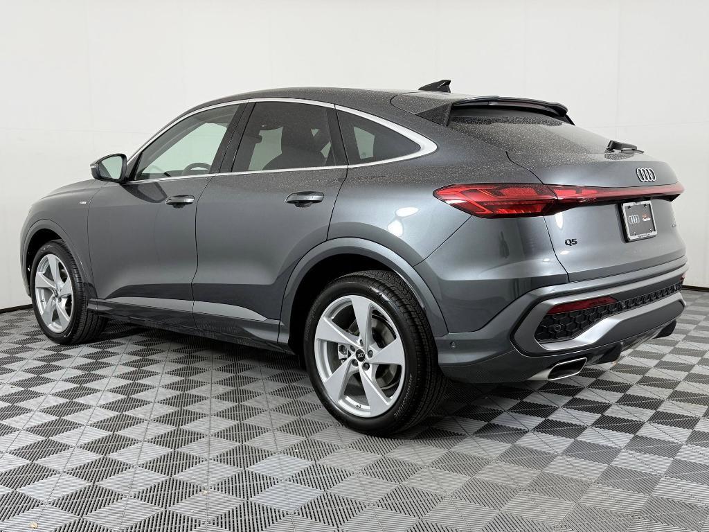 new 2025 Audi Q5 car, priced at $62,451