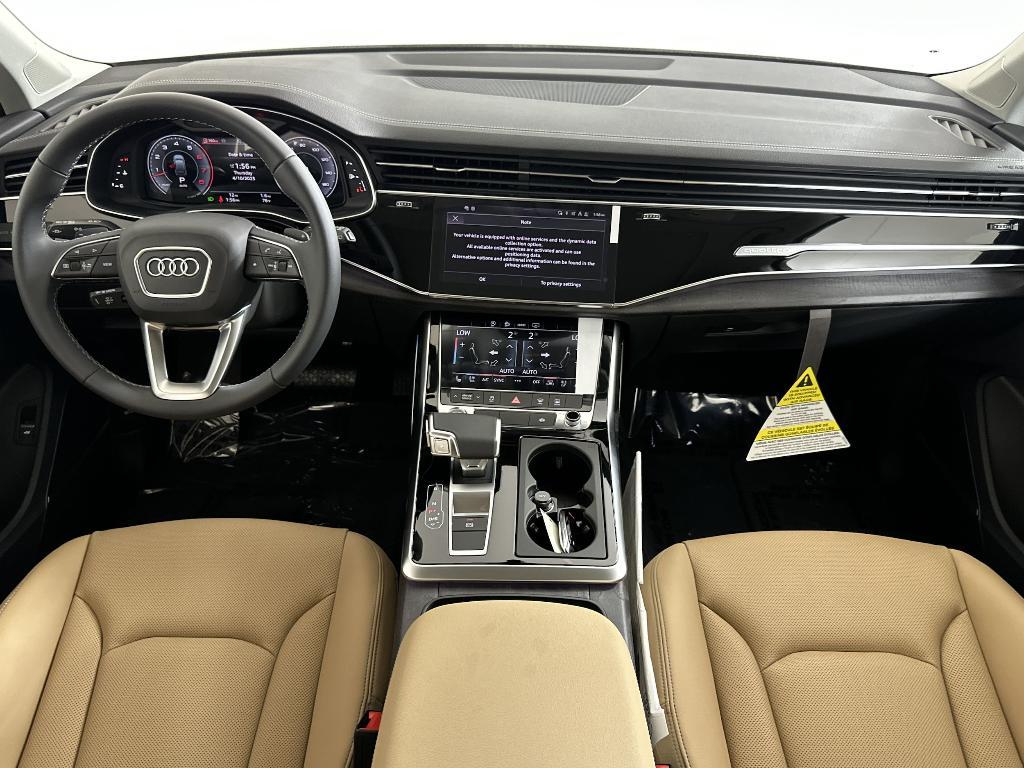 new 2025 Audi Q7 car, priced at $73,861