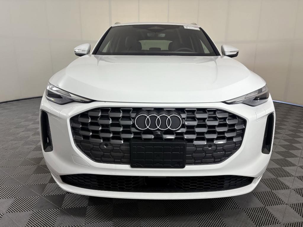 new 2025 Audi Q5 car, priced at $54,142