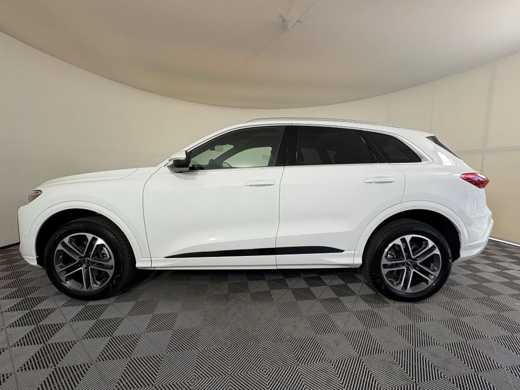new 2025 Audi Q5 car, priced at $54,142