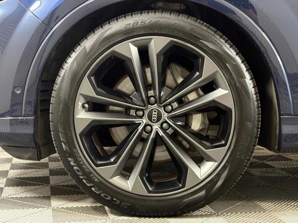 used 2025 Audi Q7 car, priced at $64,497