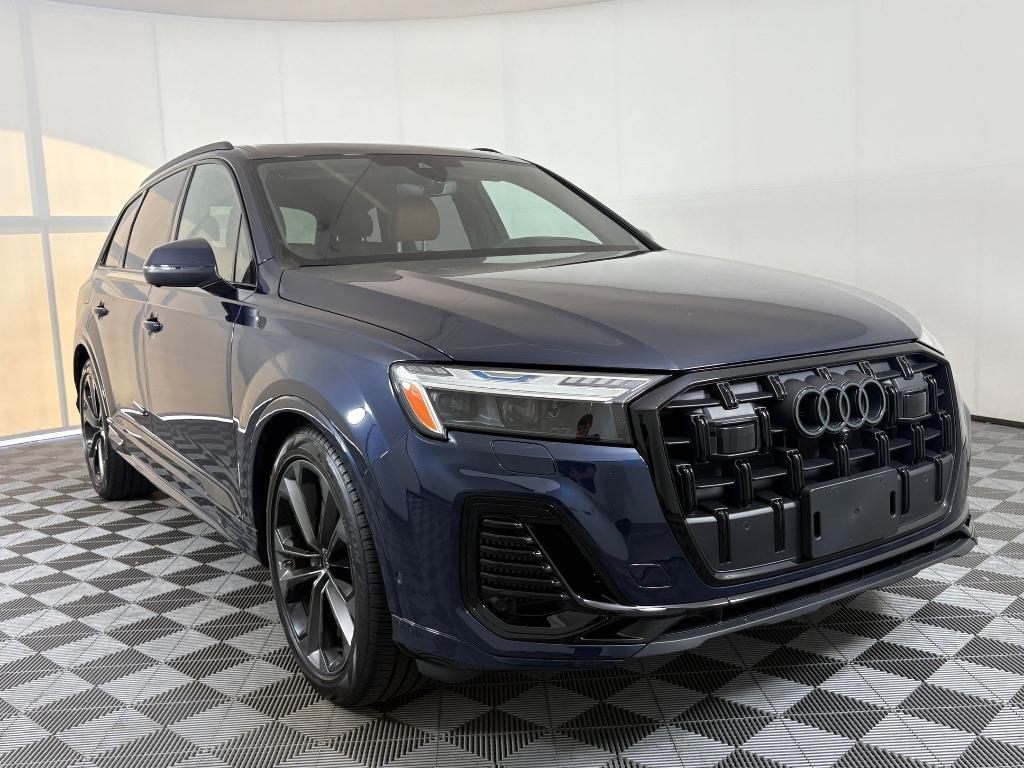 used 2025 Audi Q7 car, priced at $64,497