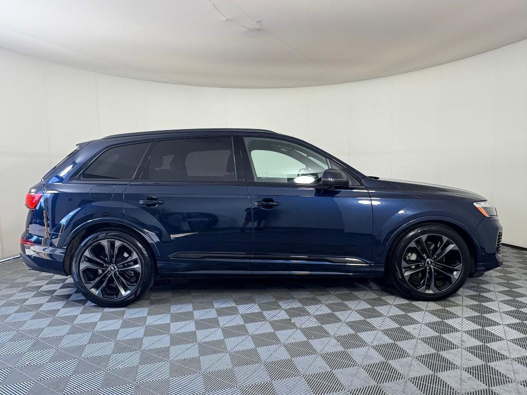 used 2025 Audi Q7 car, priced at $64,497