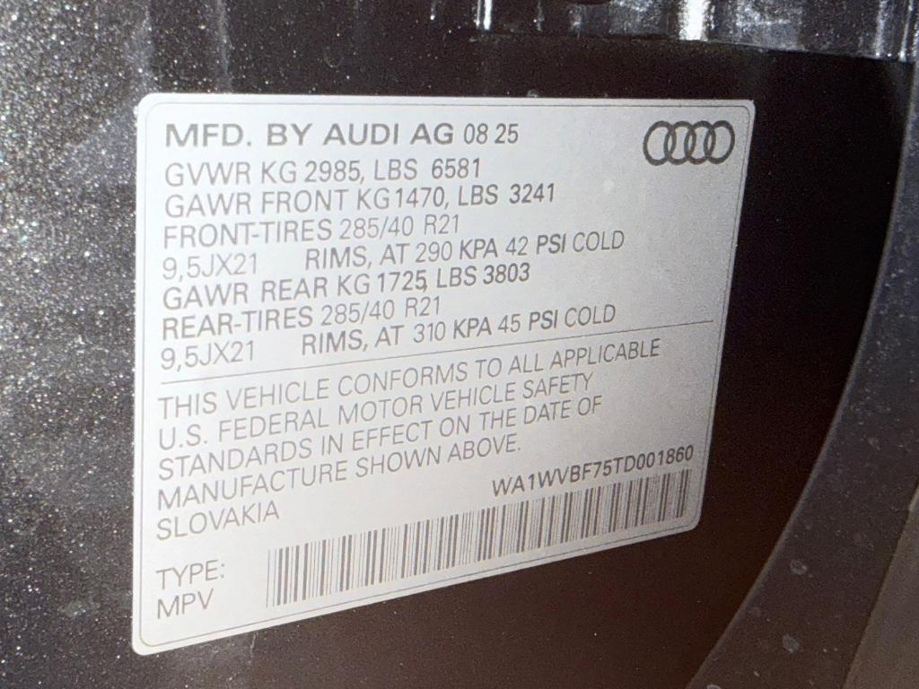 new 2026 Audi Q7 car, priced at $83,590