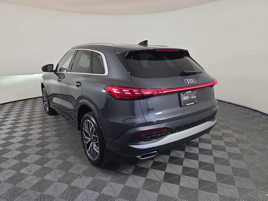 new 2025 Audi Q5 car, priced at $58,532