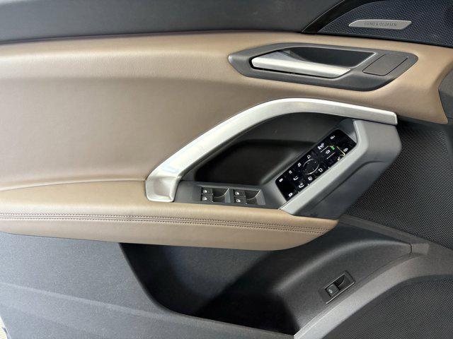 new 2025 Audi Q5 car, priced at $60,071