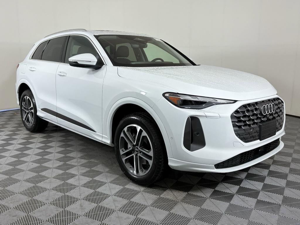 new 2025 Audi Q5 car, priced at $58,085