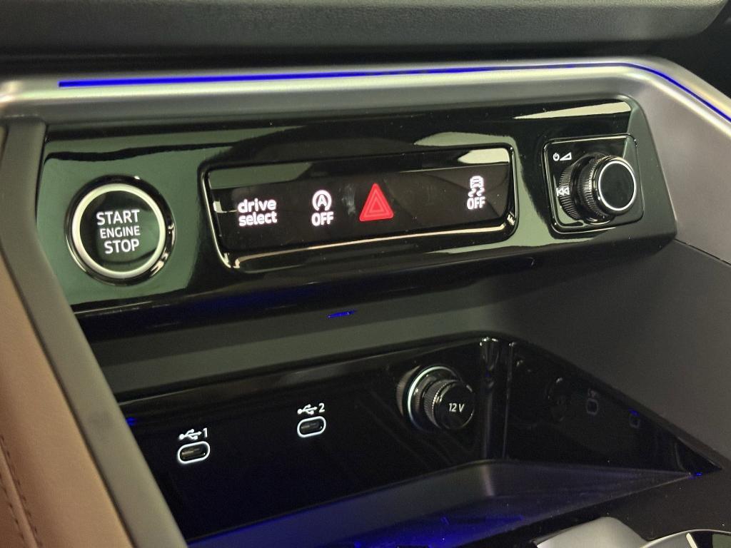 new 2025 Audi Q5 car, priced at $58,232